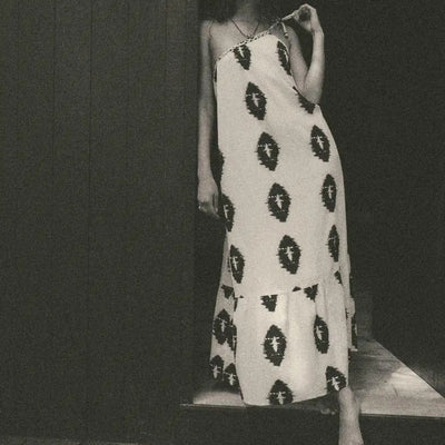 VESTIDO CON ESTAMPADO ÉTNICO